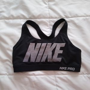 Nike Pro dri-fit sports bra